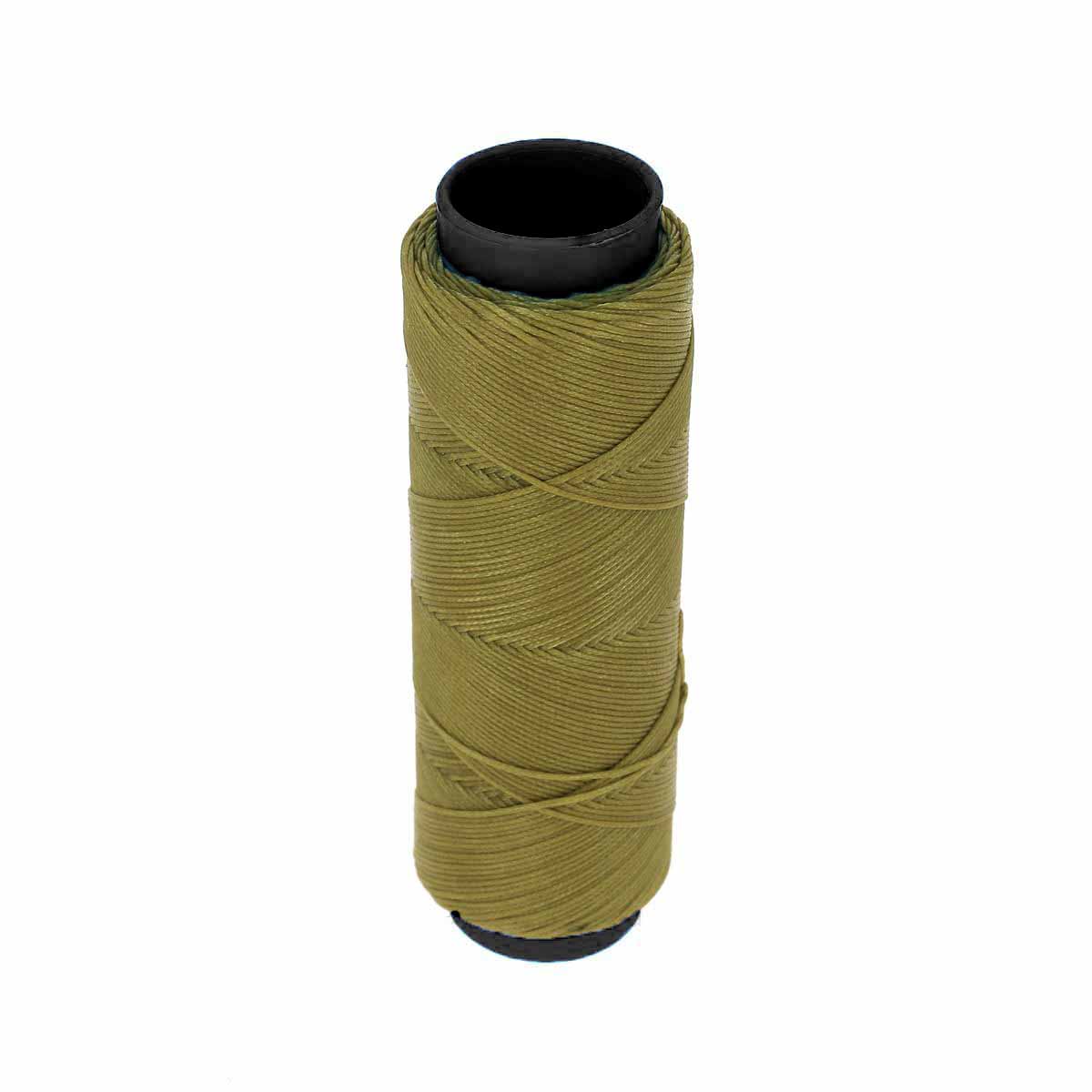 Bobine de 100m de fil polyester tressé et ciré de 0,6mm de la marque Savane, idéale pour la mercerie.