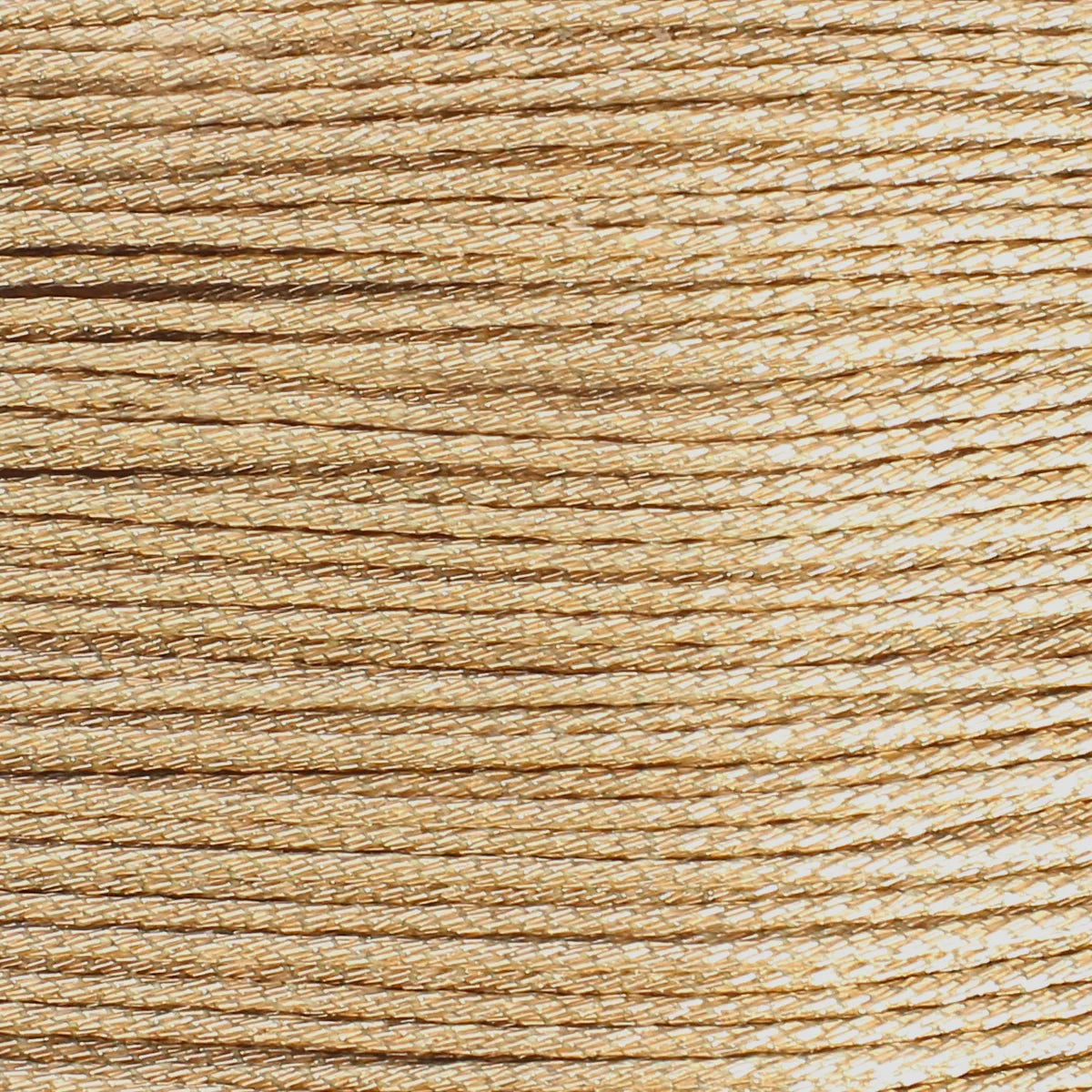 Fil ciré brillant pour couture à la main couleur champagne métallisé. Fil en polyester ciré et tressé couleur or blanc, cartonnette de fil de 8 m, diamètre 0,80 mm M080 de la marque MeiSi