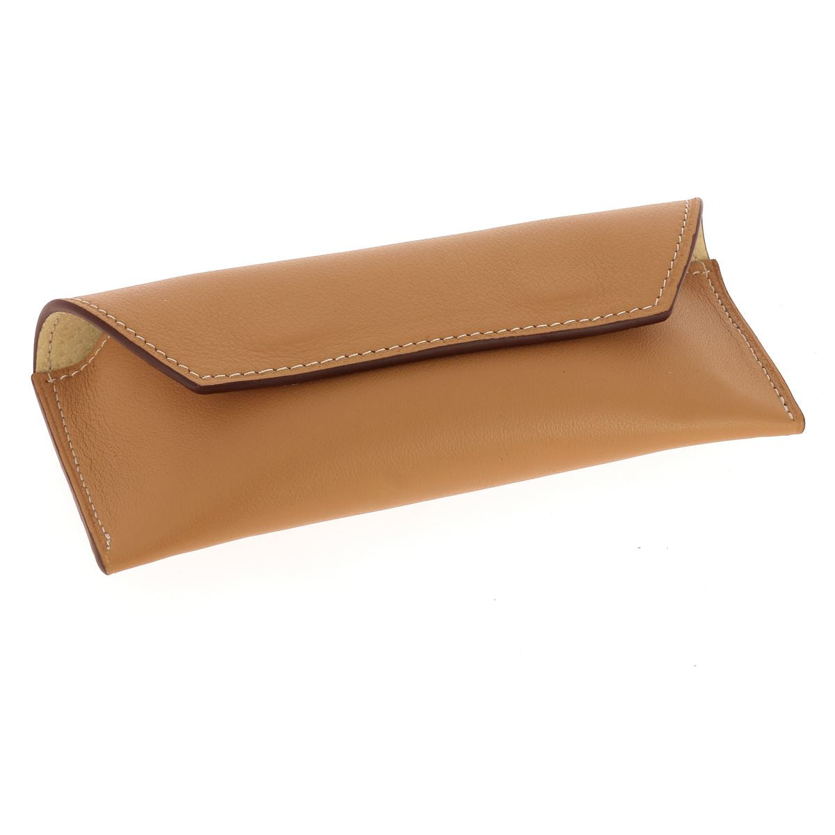 Kit DIY pour étui à lunettes en cuir Fauve de la marque Deco Cuir, création à réaliser soi-même.