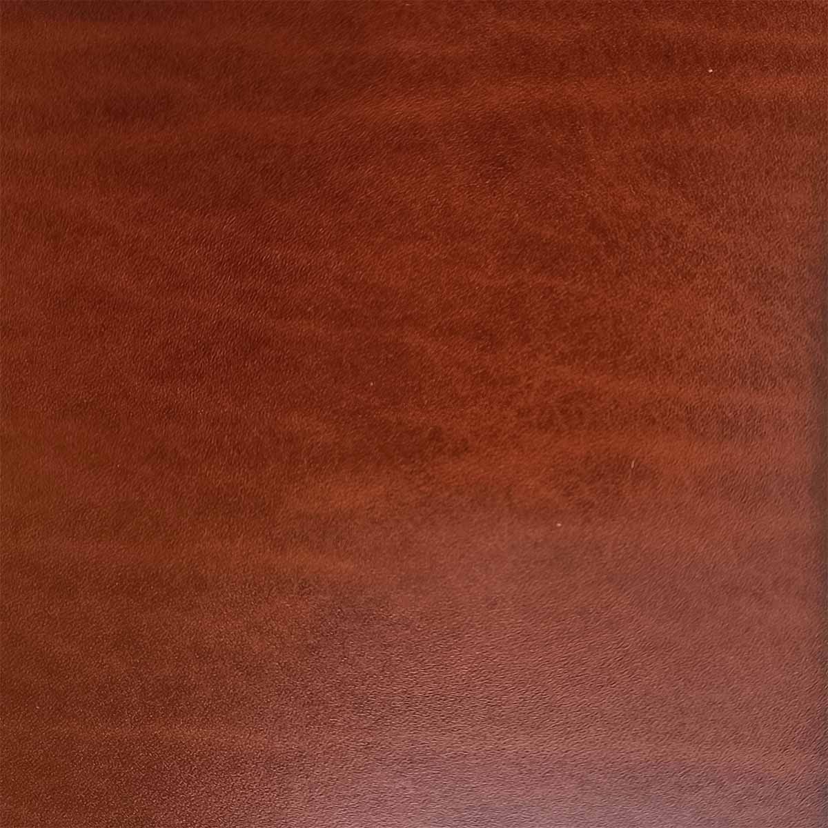 Morceau de cuir de collet tannage végétal SAUVAGE, couleur cognac, texture naturelle pour artisanat et maroquinerie.