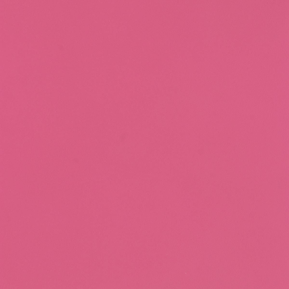 Morceau de cuir veau Satinlys Rose, texture lisse et douce, pour créations artisanales ou couture, vue en gros plan.