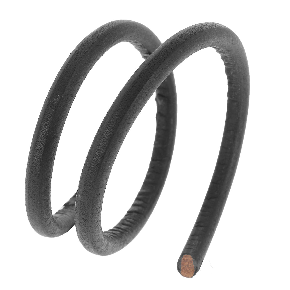 Lacet en cuir teinté huilé rond de 8mm, fabriqué par Deco Cuir, visible avec finition lisse et boucle en cuir naturel.