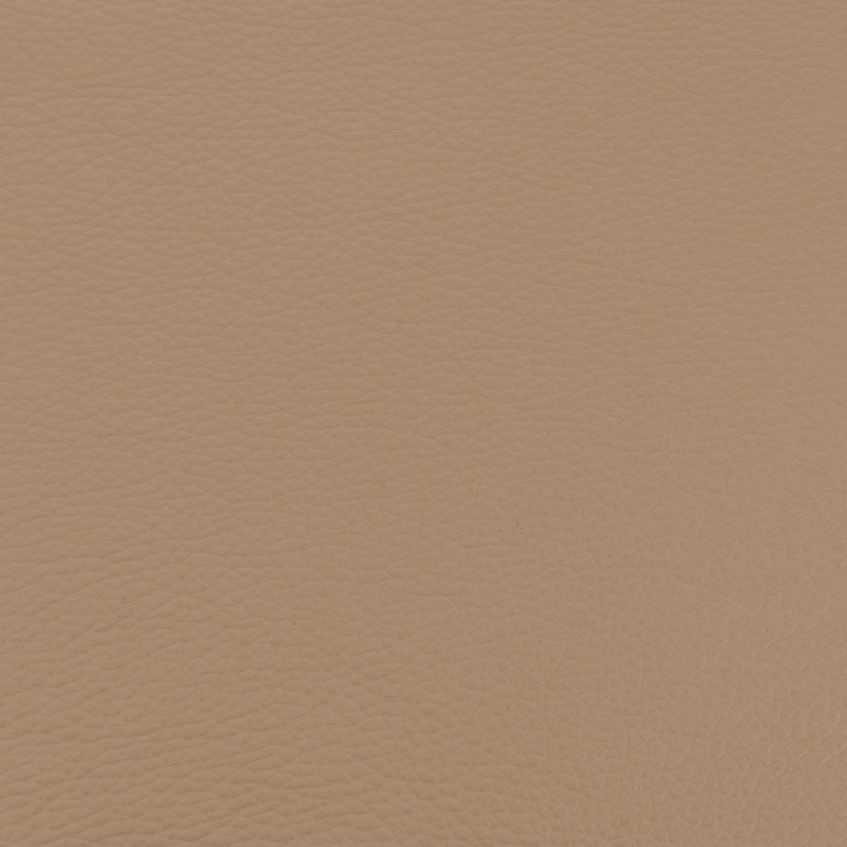 Morceau de cuir GRANITE au café au lait, texture souple et colorée, destiné à la maroquinerie ou à la décoration.