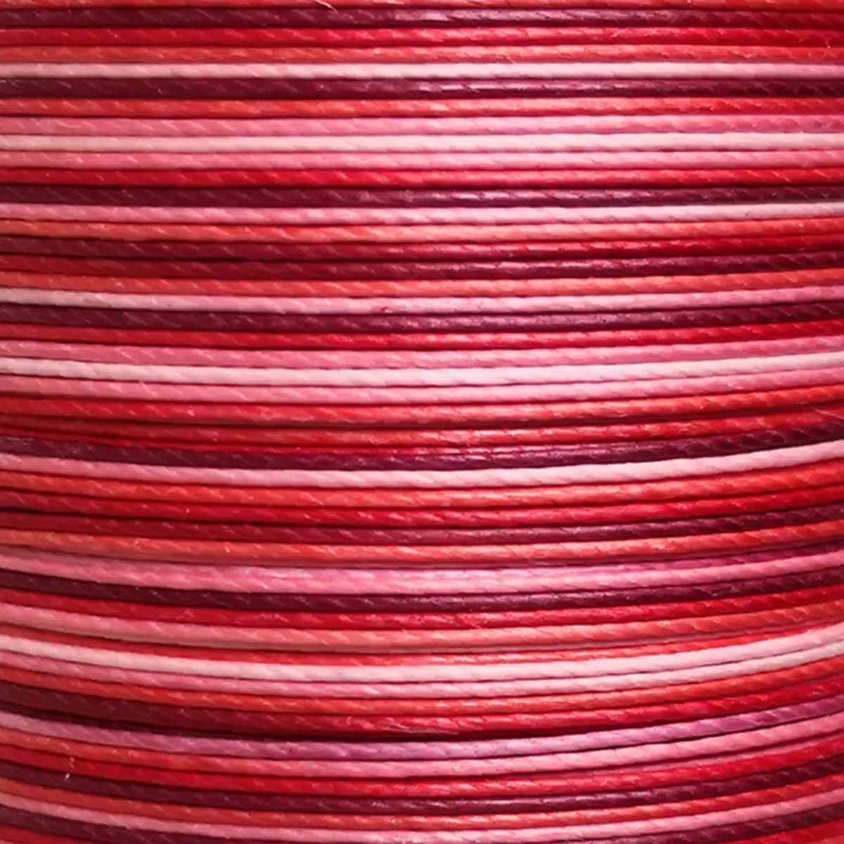 Fil de lin ciré MeiSi, 8m, dégradé rouge, très fin M60, mercerie, image zoom montrant la texture du fil.