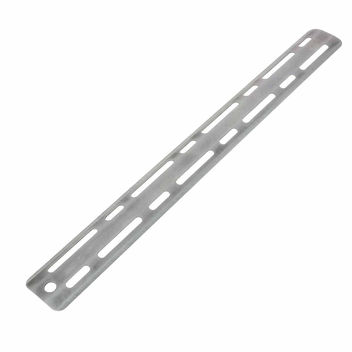 Règle en acier à remborder Vergez Blanchard pour outils de menuiserie, avec surface lisse et graduations précises visibles.