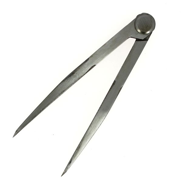 Compas simple à pointe sèche de 150 mm, outil de dessin de précision, utilisé en géométrie et artisanat.