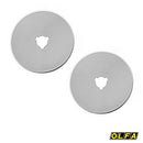 Deux lames de rechange pour cutter rotatif Olfa RB28, diamètre 28 mm, outils de coupe précis.