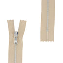 Fermeture à glissière en métal nickelé de 4 mm de la marque SUPRA, idéale pour la mercerie et la couture.