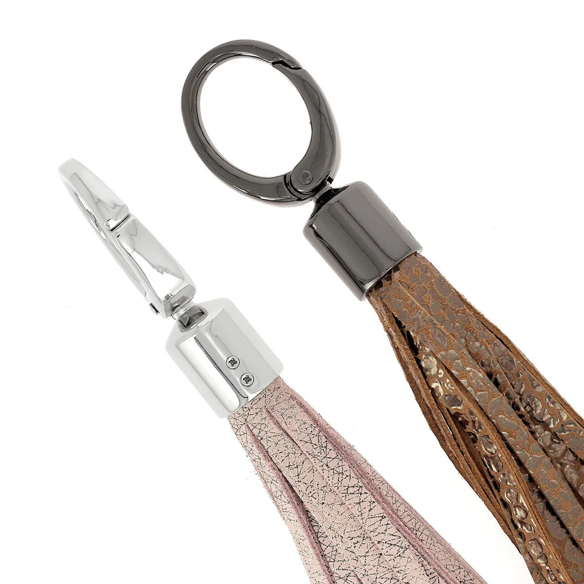 Porte-clé pompon 13mm avec mousqueton ovale, boucle en métal, décor coloré et tendance pour clés ou sacs.