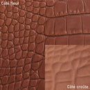 Peau de cuir de basane imitation crocodile couleur marron brique, finition aniline, pour projet de maroquinerie ou décoration.