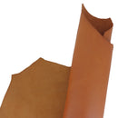 Peau de cuir de basane France imprimé lézard, couleur cognac, finition aniline, pour cuir et maroquinerie.