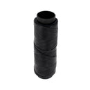 Bobine de 100m de fil polyester tressé et ciré de 0,6mm en noir, produit de mercerie pour couture ou bricolage.