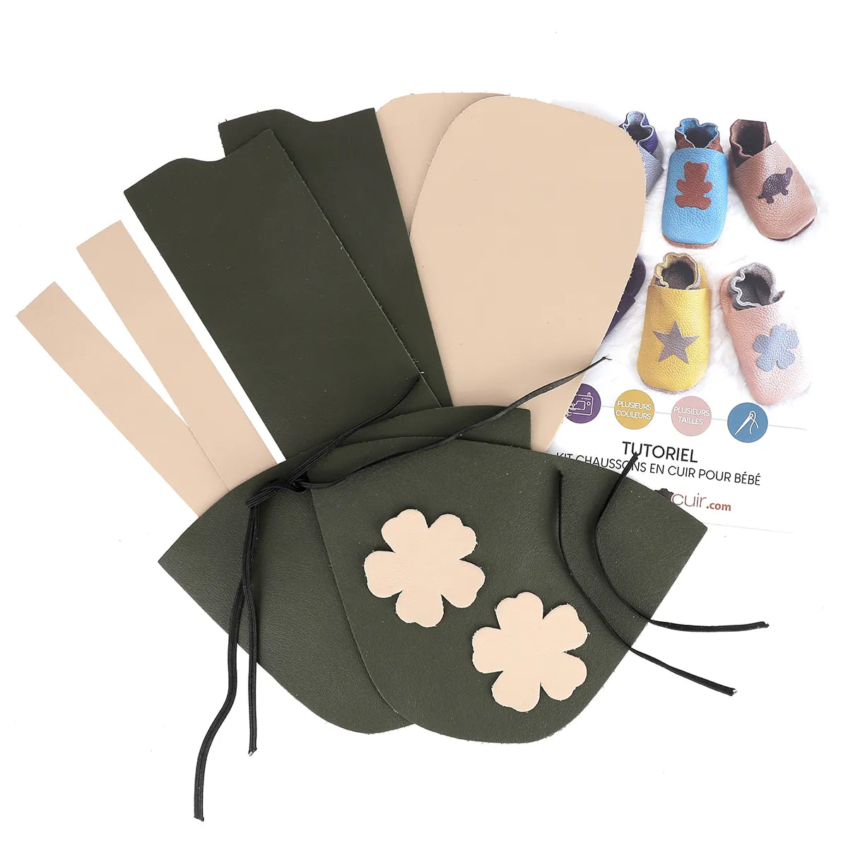 Kit de chaussons en cuir pour bébé vert kaki à coudre soi-même. Chaussons en cuir ergonomique pour nouveau-nés vert foncé avec motif fleur sur le devant