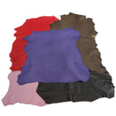 Lot de 5 peaux de cuir d'agneau pleine fleur Deco Cuir, texture souple et naturelle, idéal pour travaux de maroquinerie.