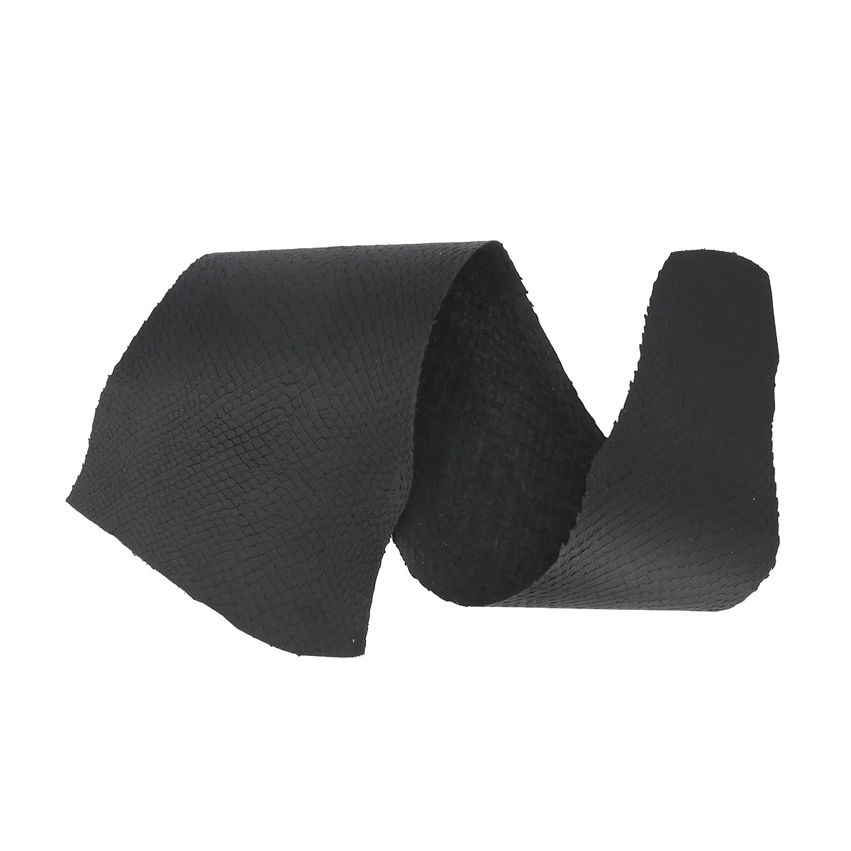 Peau de cuir de saumon noir mat, cuir très souple idéal pour la confection d'horlogerie, ornement, bijoux, maroquinerie...