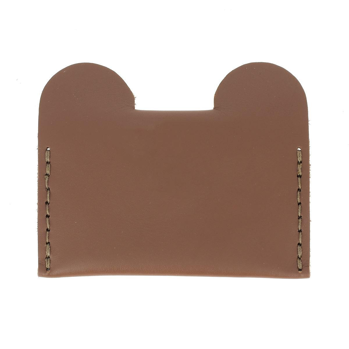 Kit DIY porte-cartes ours en cuir marron foncé de Deco Cuir, comprenant pièces en cuir pour création artisanale.