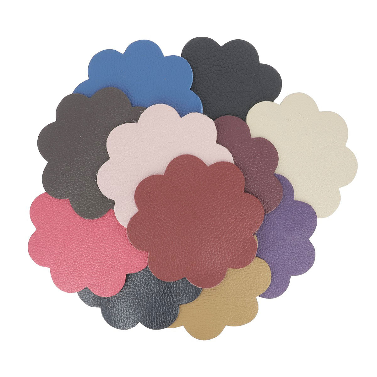 Découpe en cuir Deco Cuir de fleurs à 8 pétales pour décoration ou création artisanale, visible en détail dans l'image.