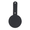 Découpe de cuir médaille pour porte-clés en cuir teinté, à riveter, par Deco Cuir, montrant la forme de la médaille.