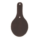 Découpe ovale pour porte-clés en cuir teinté avec rivets, fabriquée par Deco Cuir, montrant la finition en cuir et la découpe.