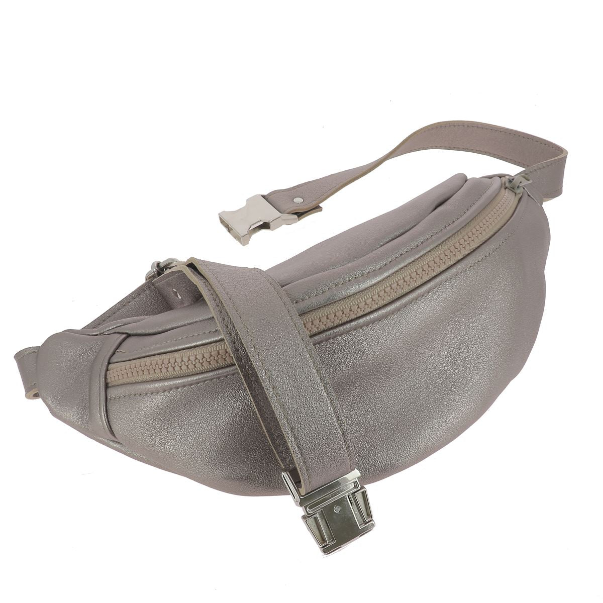 Kit DIY Deco Cuir pour créer un sac banane en cuir, avec matériaux et instructions visibles sur l'image.