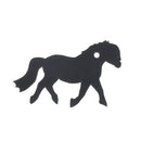 Découpe en cuir noir de style poney pour porte-clés, par Deco Cuir, montrant la forme détaillée et la texture du cuir.