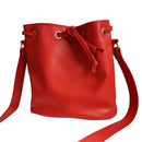 Kit DIY Deco Cuir pour fabriquer un sac seau en cuir rouge à coudre à la machine, avec matériaux inclus.