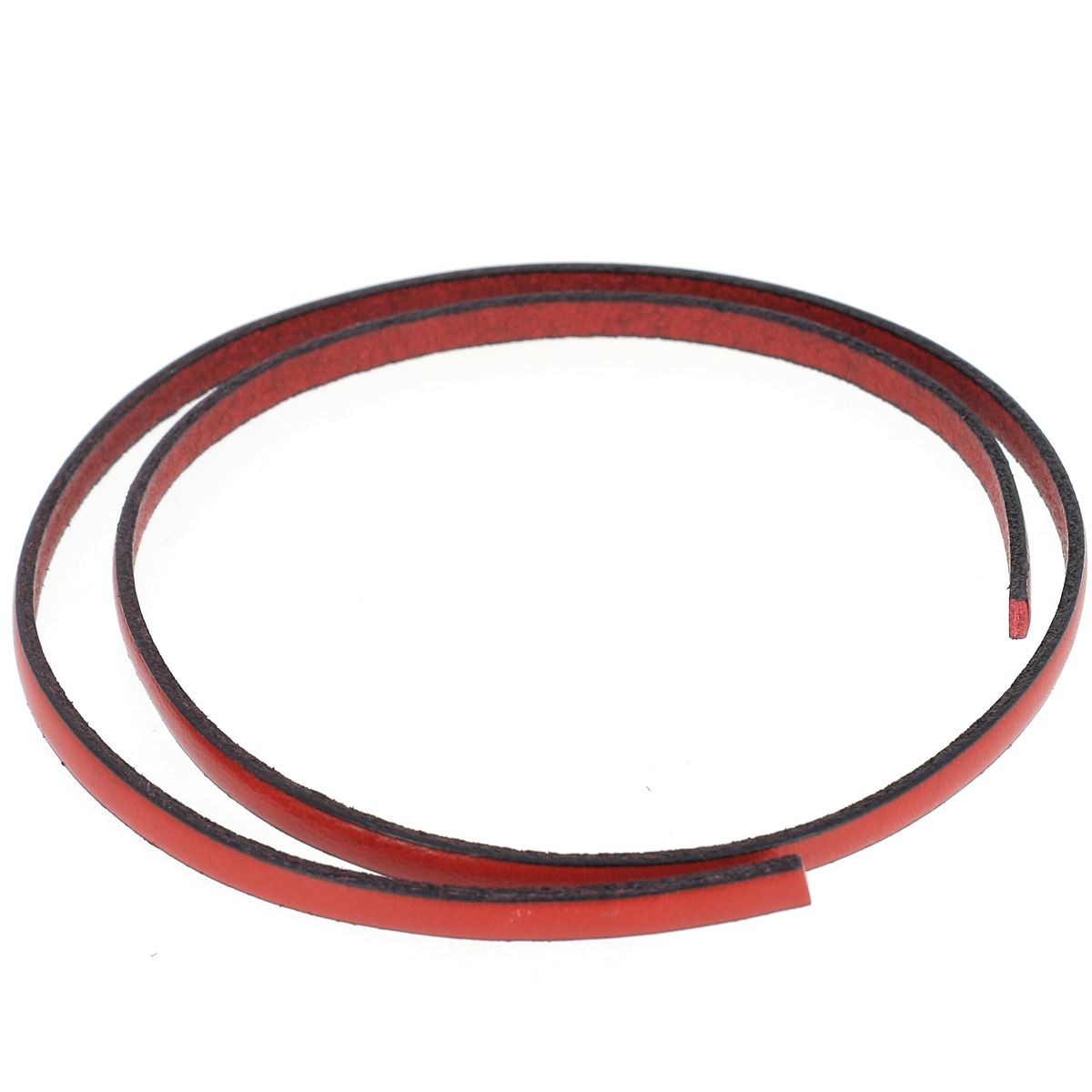 Lacet en cuir plat 5mm tranches noires de 10 cm, pour chaussures, fabriqué par Autres, visible en image.