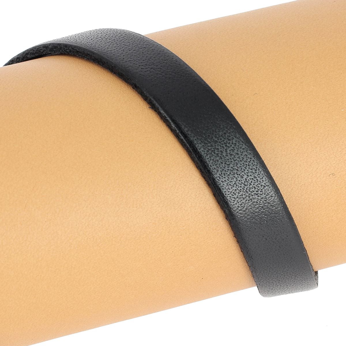 Lacet en cuir plat noir de 10 mm, tranché, longueur 10 cm, pour chaussures, fabriqué par la marque Autres.