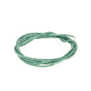 Lacet en cuir teinté vieilli rond de 2mm de diamètre de la marque Deco Cuir, en vert, pour chaussures ou accessoires.