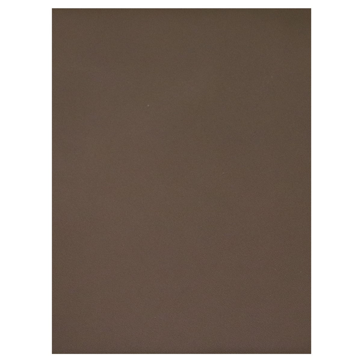 Morceau de cuir de veau lisse taupe foncé, cuir souple de haute qualité, pour artisanat ou maroquinerie.