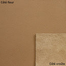 Morceau de cuir de vachette Oasis Praline K52, texture souple et coloris praliné, pour cuir et maroquinerie.