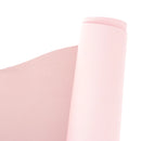 Peau de cuir de vachette lisse rose clair de la gamme Satinato. Cuir idéal pour la fabrication de maroquinerie (sac à main, pochette...)