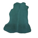 Peau de cuir de porc glacé vert canard, texture brillante, pour projets de maroquinerie ou décoration, par Autres.