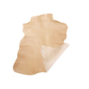 Peau de croûte de cuir de chèvre velours beige R66, produit en cuir souple et doux, texture velours visible.