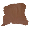 Peau de cuir d'agneau nappa marron R88, texture douce et souple, pour confection ou décoration, vue en gros plan.