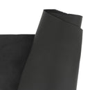 Peau de cuir d'agneau nappa noire, souple et élégante, idéale pour la maroquinerie ou la couture.