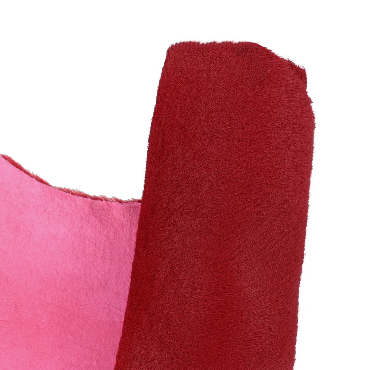 Peau de cuir à poils rouge, cuir pony hair idéal pour la conception de chaussure, rabat de sac à main, accessoire...