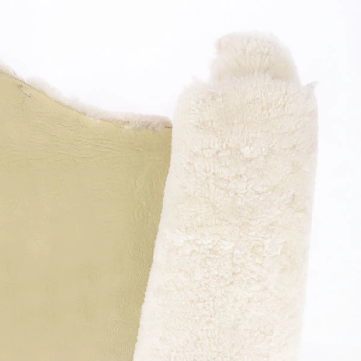 Peau de cuir lainée beige 