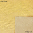 cuir de vachette or jaune avec effet écailles de serpent.