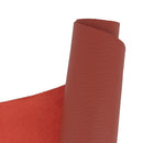 Peau de cuir grainée rouge foncé idéale pour la fabrication de sac, accessoire, décoration....