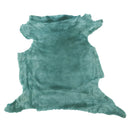 Peau entière en cuir de mouton lainé à poils lisses bleu vert d'eau.