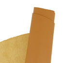 Cuir nappa couleur jaune miel. Cuir lisse idéal pour la fabrication de sac, pochette, petite maroquinerie, décoration et accessoire.