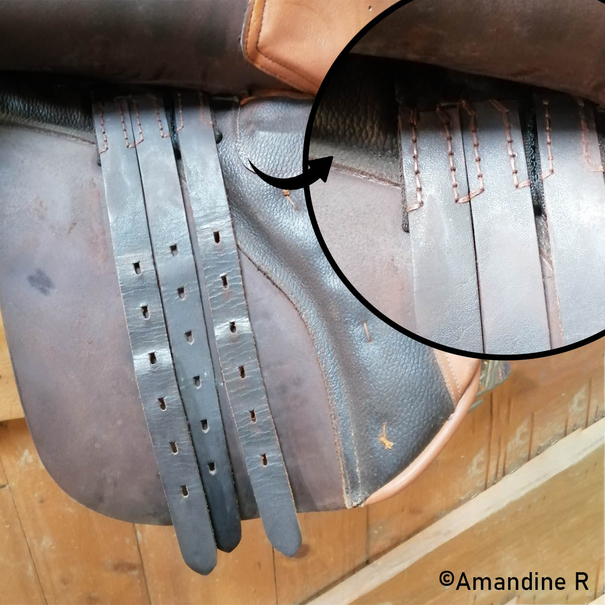 Lanières en cuir de croupon étiré DELLA de Radermecker, couleur noir, pour contre sanglon en cuir, finition élégante et durable.
