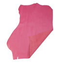Peau de cuir de veau satinlys rose, texture douce et brillante, vue en gros plan pour projets de maroquinerie ou mode.