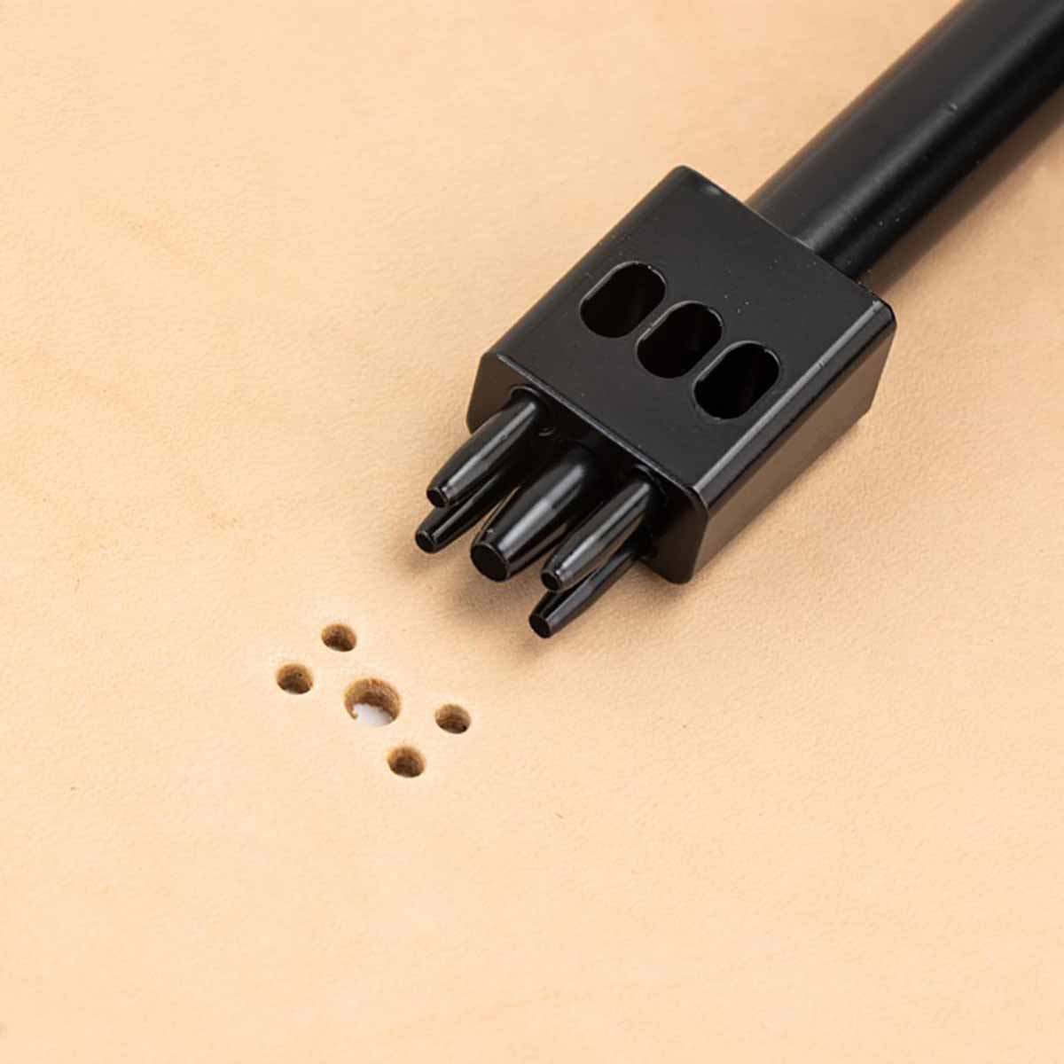 Outil emporte-pièce à frapper Ivan avec motif brogue, 5 cercles de 2,5 mm pour travaux de bricolage et décoration.