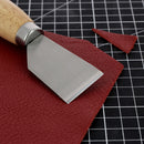Couteau à parer droit style japonais, outil de cuisine, lame en acier, poignée ergonomique, pour la découpe précise.