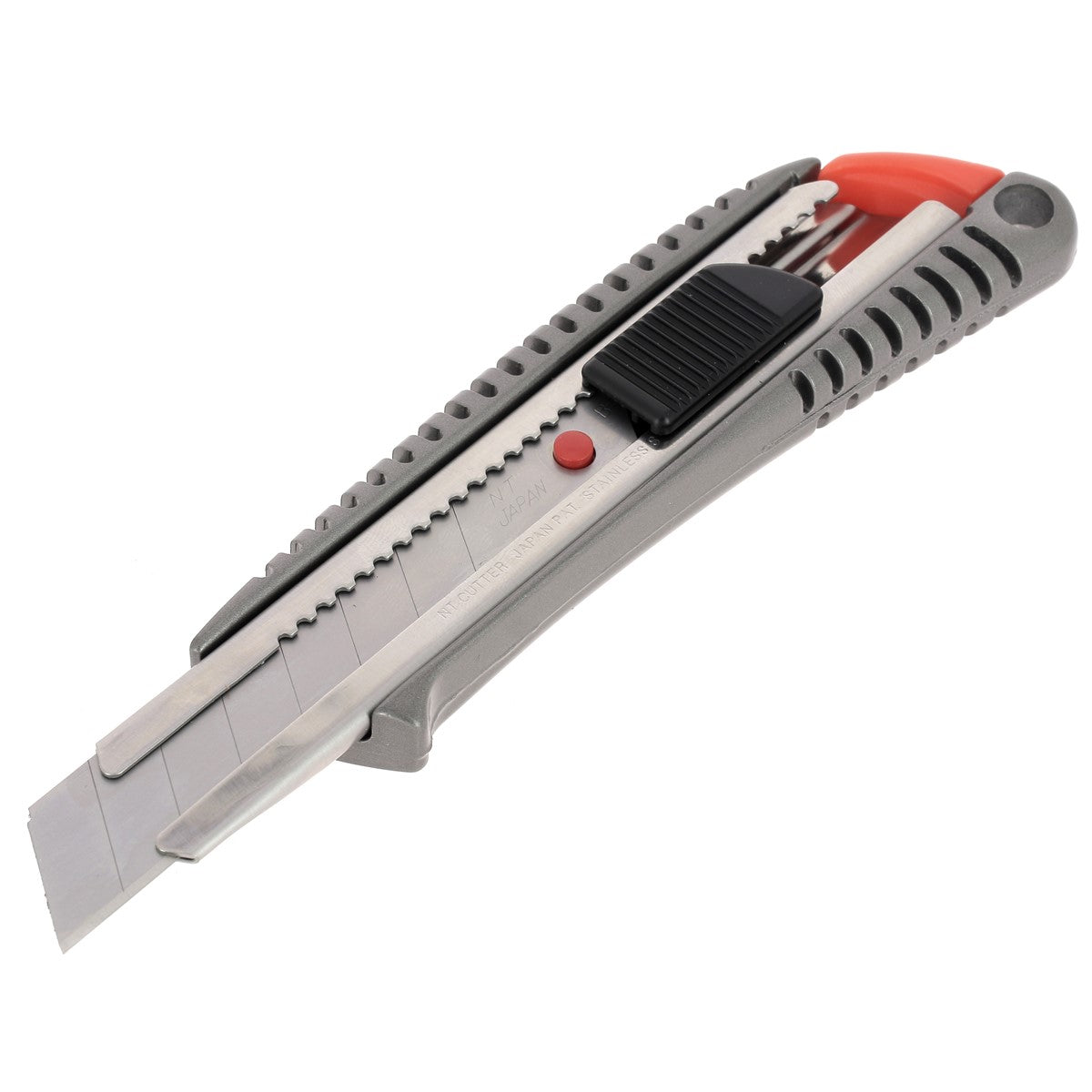Lame de cutter en métal NT Cutter 18 mm, modèle L-500GRP, fabriquée au Japon, pour outils de coupe précis.