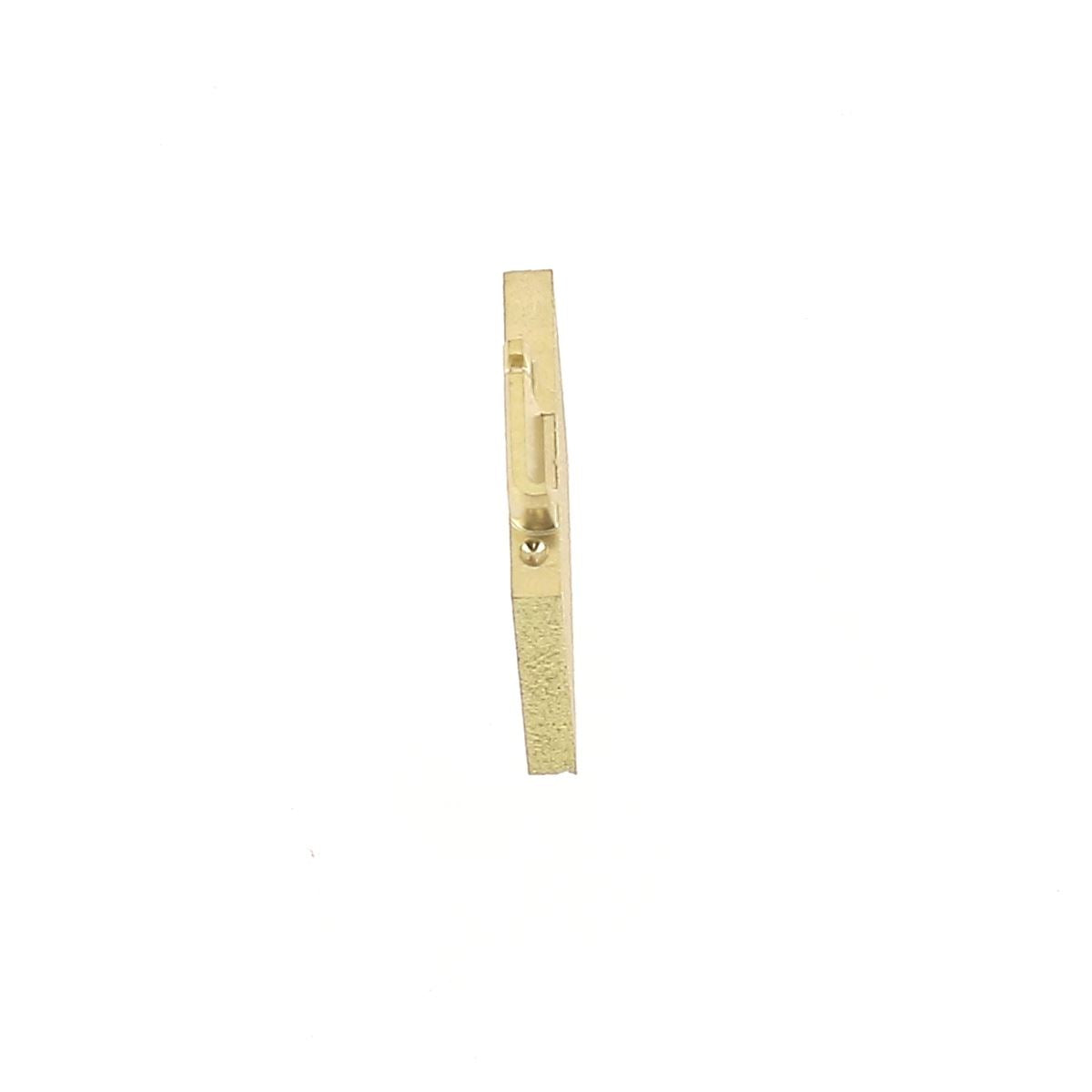Lettre minuscule en laiton Arial 4mm, outil de décoration en laiton de la marque Deco Cuir, visible sur l'image.