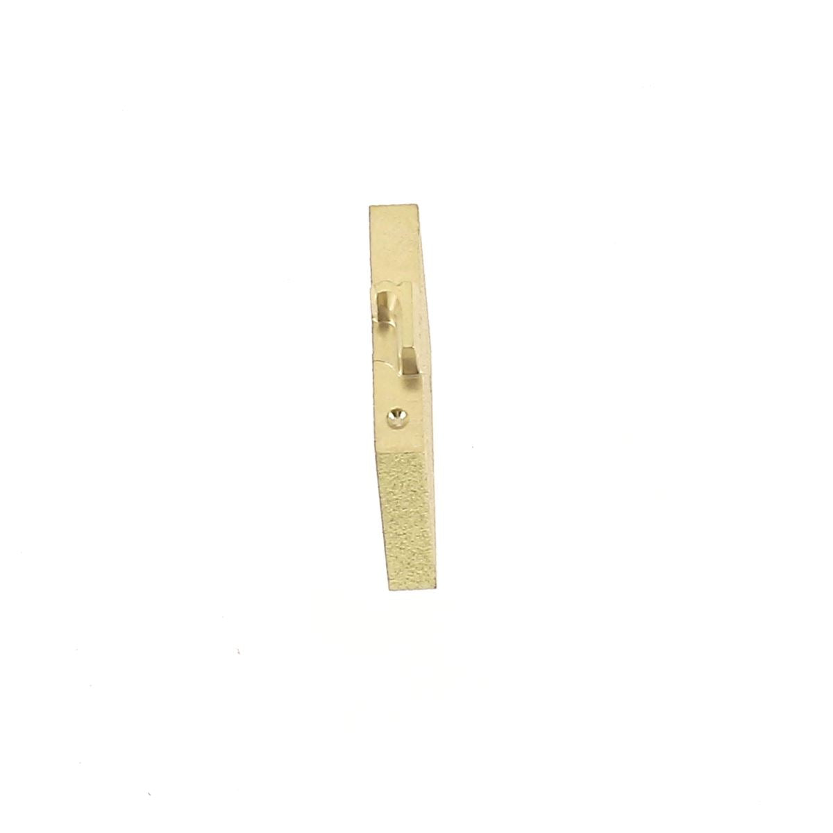 Lettre minuscule en laiton Arial 4mm pour décoration en cuir, image montrant la lettre sur un fond clair.