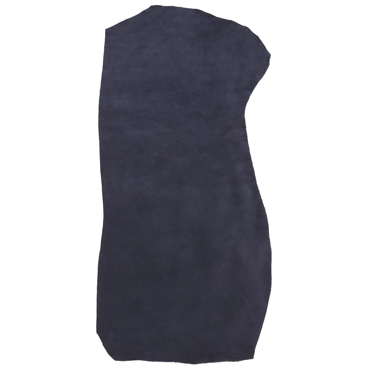 Peau entière en croûte de cuir velours bleu marine, de la gamme suivie DOLCE. Cuir doux, fin et souple idéal pour la confection de maroquinerie.